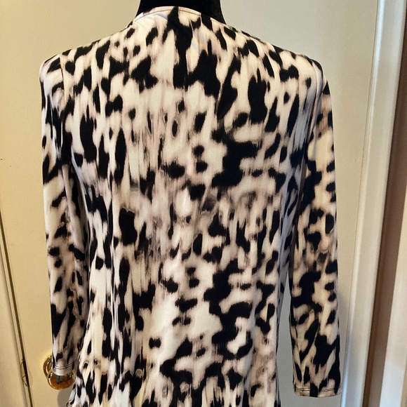 Top - Picture 3 of 3